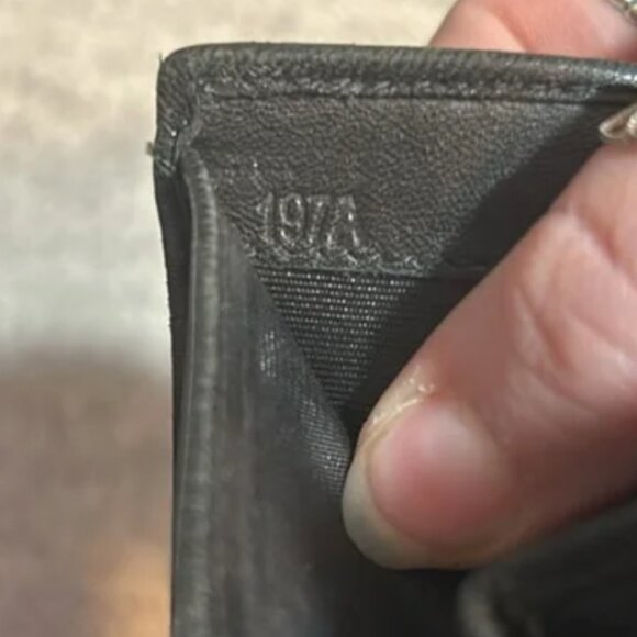 *GVY* MIU MIU Matelasse Gather Leather Bifold Wallet Black EUC++ - Picture 10 of 10